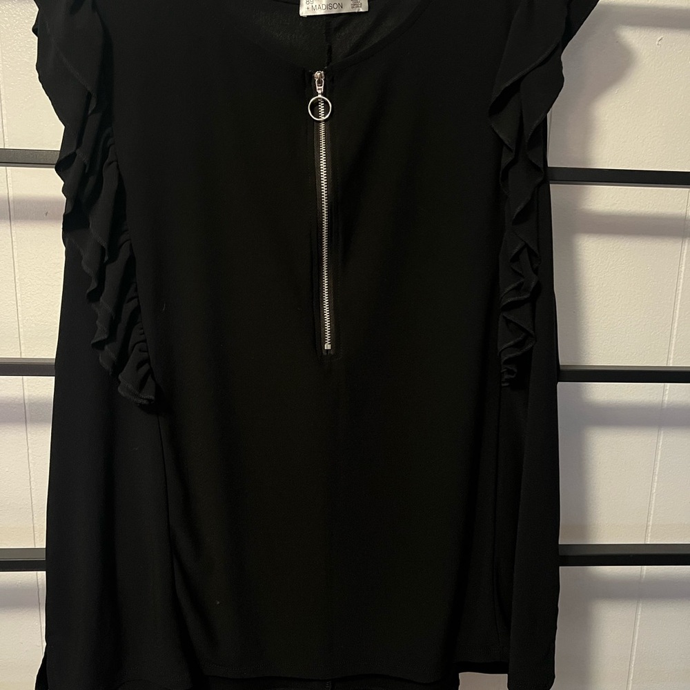 EUC Women's Short Sleeve, 89th + MADISON, Size 2X, Black, Zip up neck shirt, G23